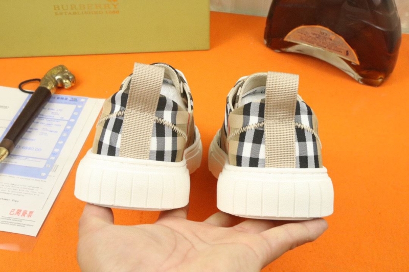 Burberry Sneakers